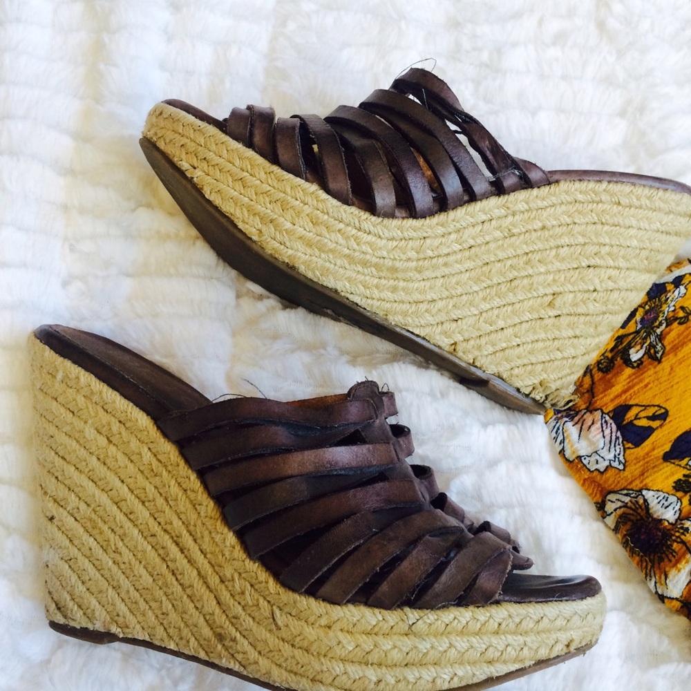 Me Too Strappy Wedge Sandals Brown Espadrille Size 7.5 - Picture 6 of 7